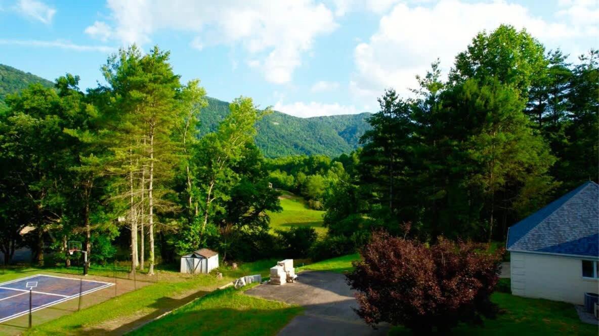 Gated Mansion - Basketball Court Movie Theater Views Villa Big Stone Gap Exterior photo