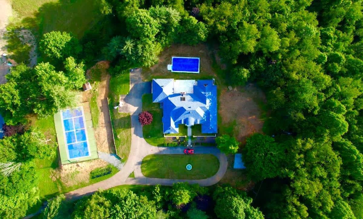 Gated Mansion - Basketball Court Movie Theater Views Villa Big Stone Gap Exterior photo