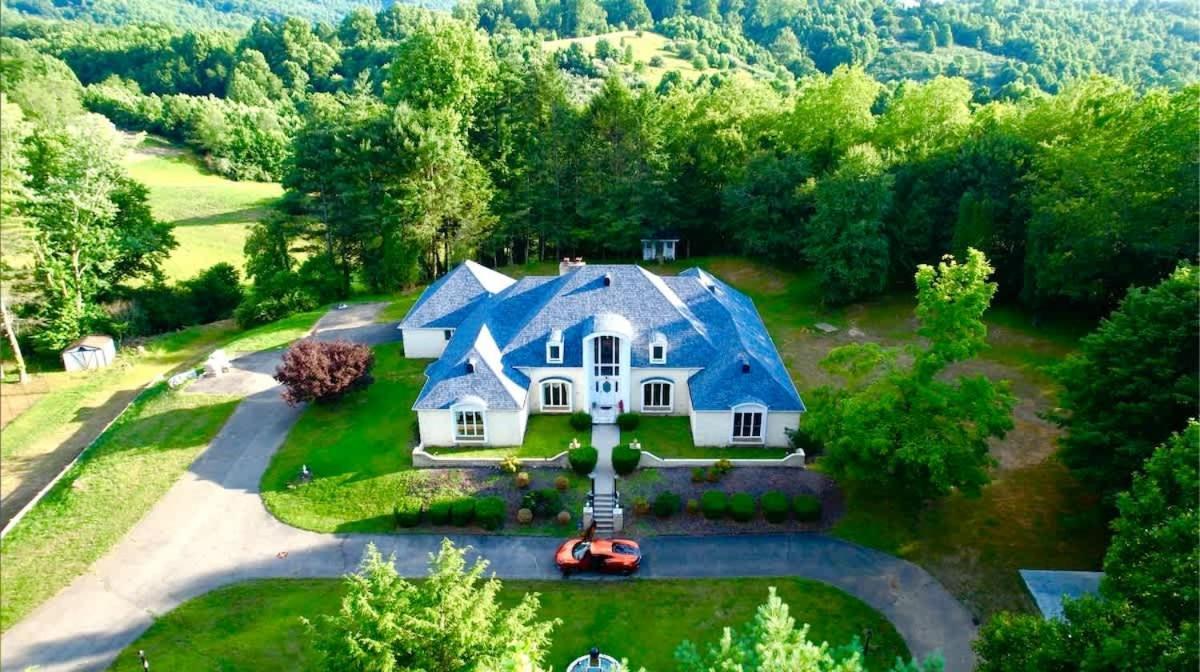 Gated Mansion - Basketball Court Movie Theater Views Villa Big Stone Gap Exterior photo